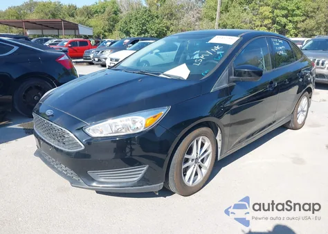 2018 Ford Focus Se z USA, uszkodzony, nr VIN 1FADP3F26JL324518